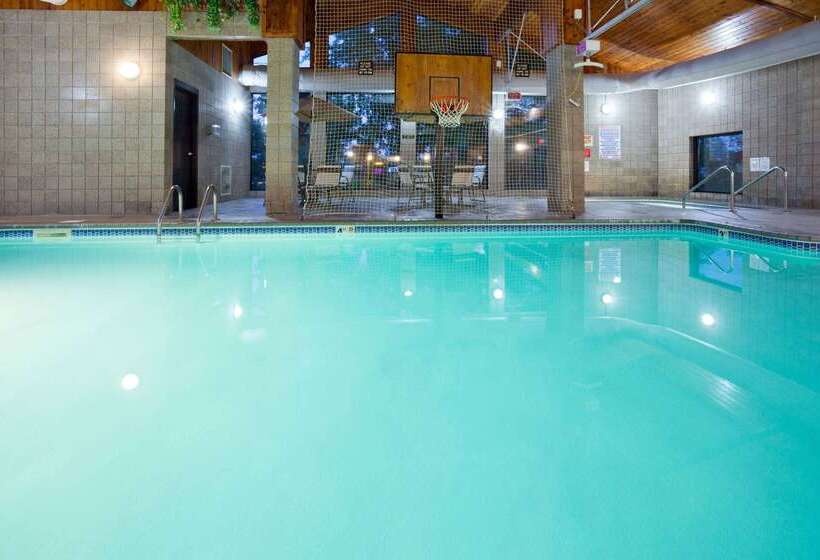 فندق Americinn By Wyndham New Richmond