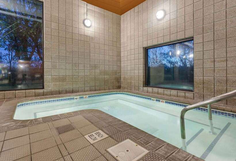 فندق Americinn By Wyndham New Richmond