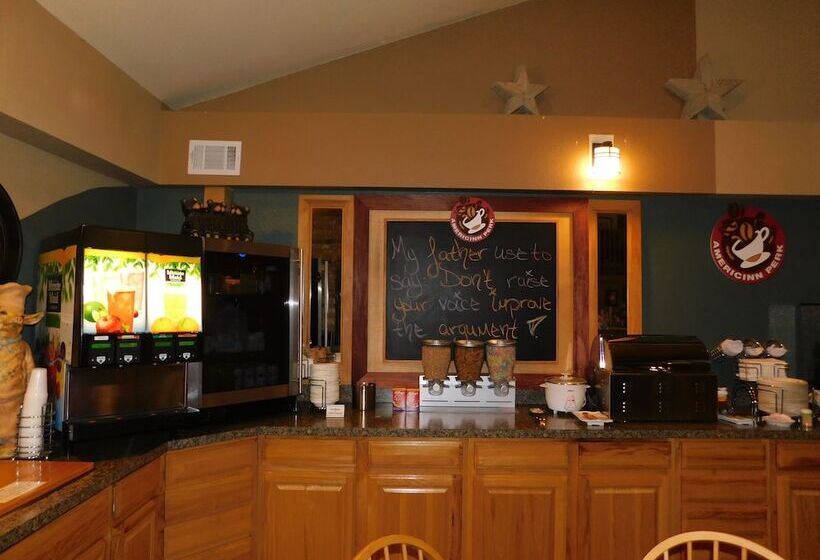 ホテル Americinn By Wyndham Oscoda Near Ausable River