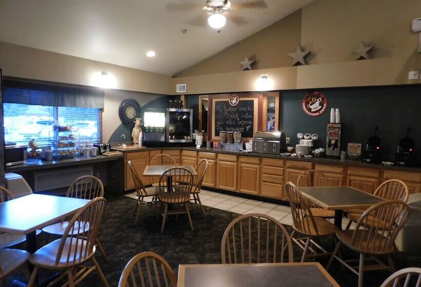 ホテル Americinn By Wyndham Oscoda Near Ausable River