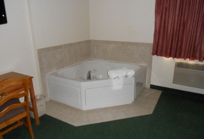 ホテル Americinn By Wyndham Oscoda Near Ausable River