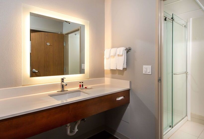 בית מלון כפרי Americinn By Wyndham Rapid City