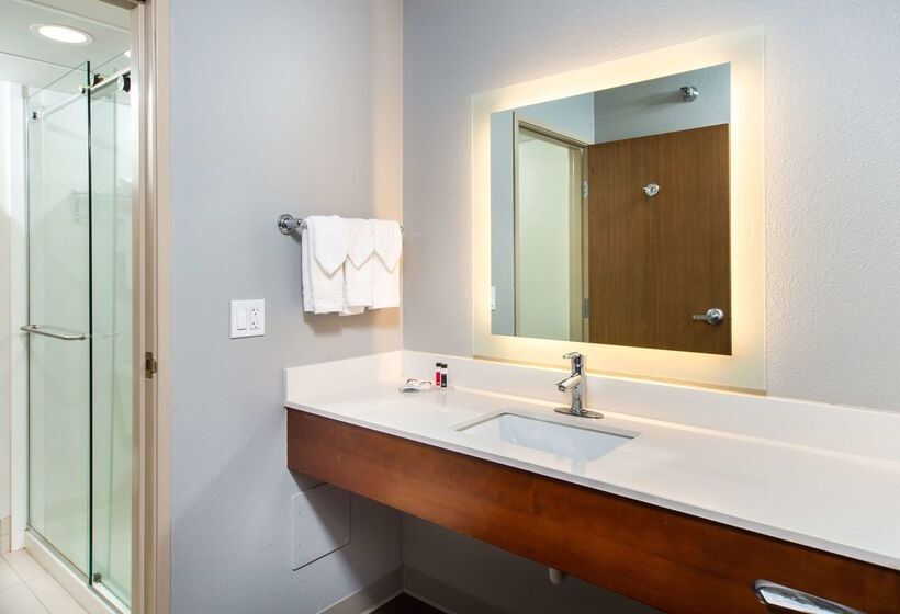 בית מלון כפרי Americinn By Wyndham Rapid City