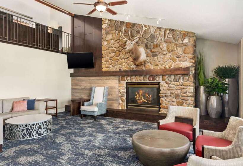 בית מלון כפרי Americinn By Wyndham Rapid City