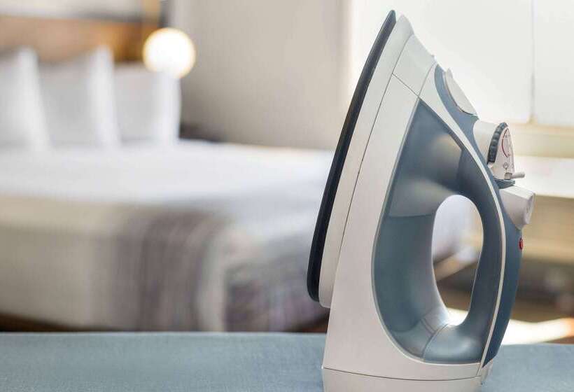 בית מלון כפרי Americinn By Wyndham Rapid City