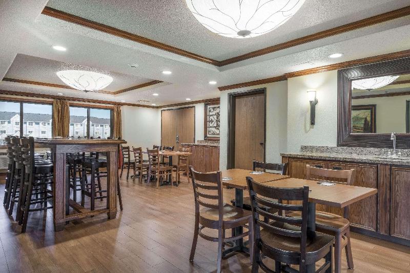 בית מלון כפרי Americinn By Wyndham Rapid City