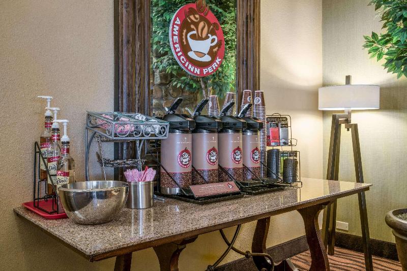 בית מלון כפרי Americinn By Wyndham Rapid City