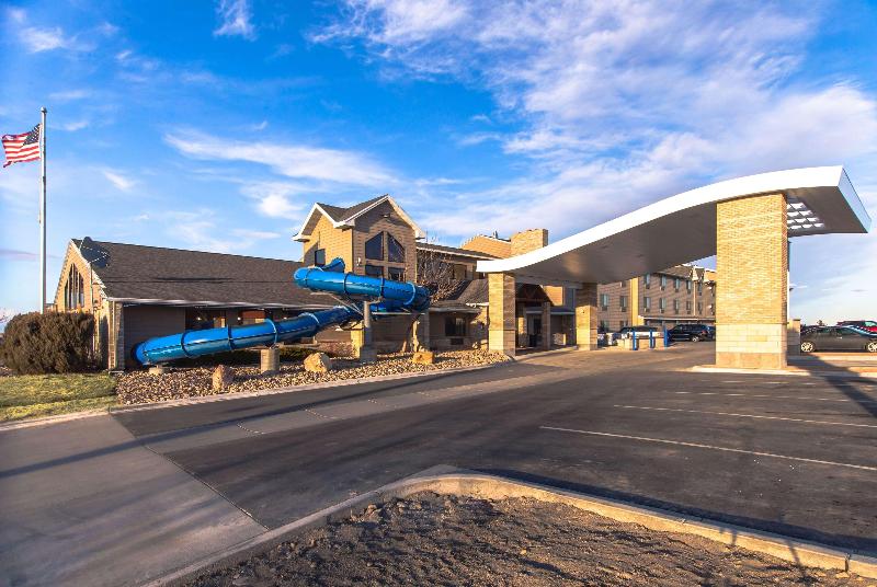 בית מלון כפרי Americinn By Wyndham Rapid City