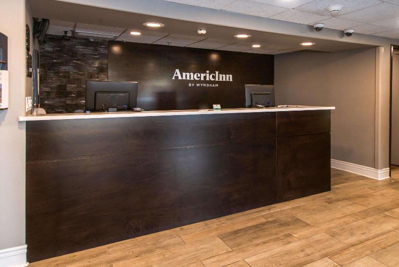 בית מלון כפרי Americinn By Wyndham Rapid City