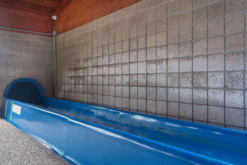 בית מלון כפרי Americinn By Wyndham Rapid City