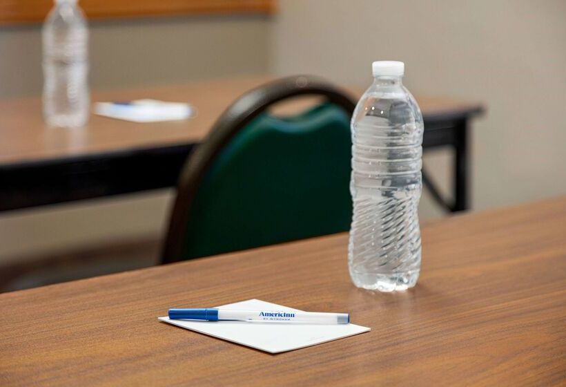 فندق Americinn By Wyndham Roseau