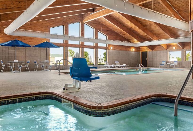 فندق Americinn By Wyndham Roseau