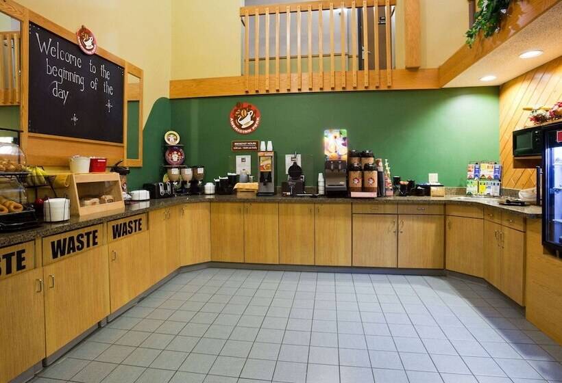 בית מלון כפרי Americinn By Wyndham Sioux Falls