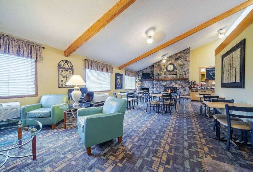 בית מלון כפרי Americinn By Wyndham Sioux Falls