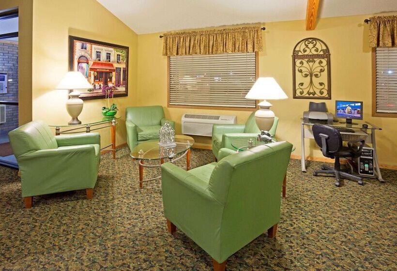 בית מלון כפרי Americinn By Wyndham Sioux Falls