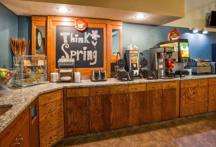 Отель Americinn By Wyndham Spencer