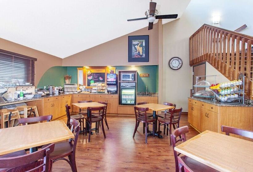 فندق Americinn By Wyndham St Cloud Mn I 94