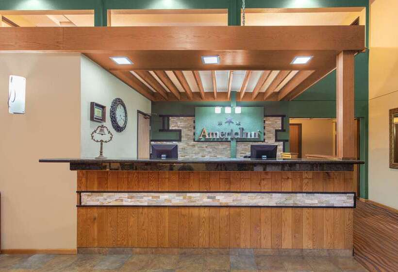 فندق Americinn By Wyndham West Bend