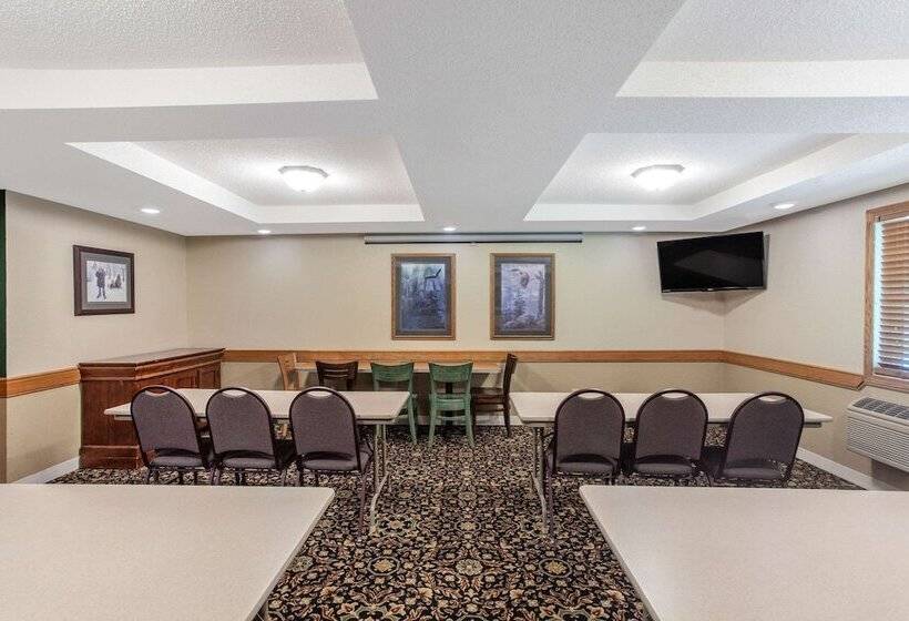 فندق Americinn By Wyndham White Bear Lake St. Paul