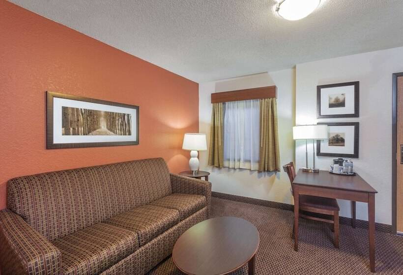 Отель Americinn By Wyndham White Bear Lake St. Paul