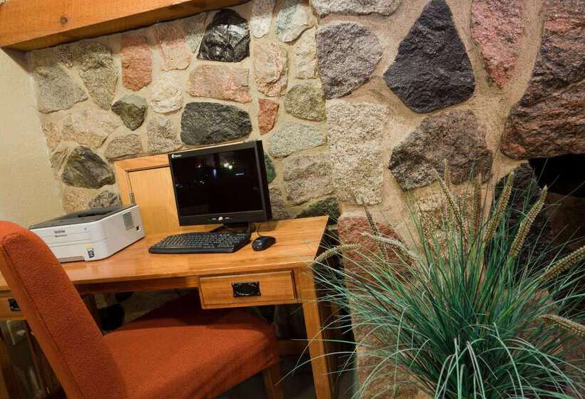 فندق Americinn By Wyndham Worthington