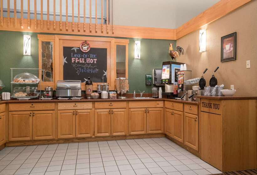 فندق Americinn By Wyndham Worthington