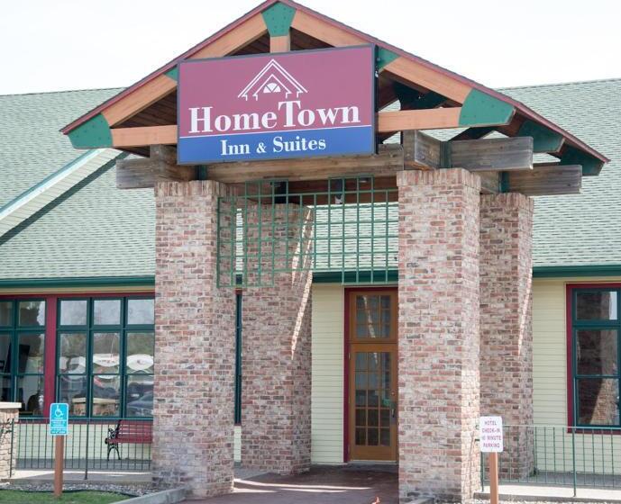 فندق Hometown Inn And Suites Belle Plaine