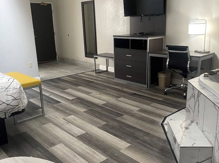 فندق Hometown Inn And Suites Belle Plaine