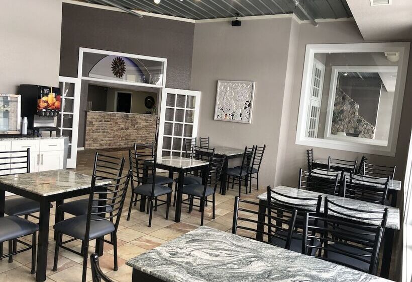 فندق Hometown Inn And Suites Belle Plaine