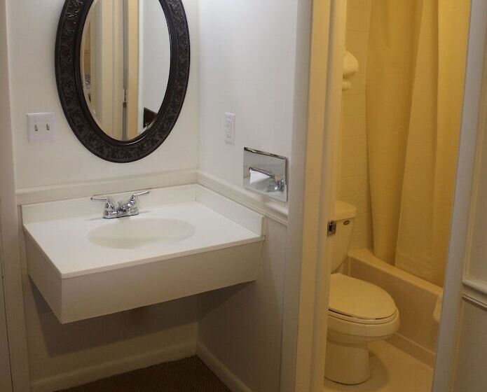 فندق Anchorage Inn Burlington