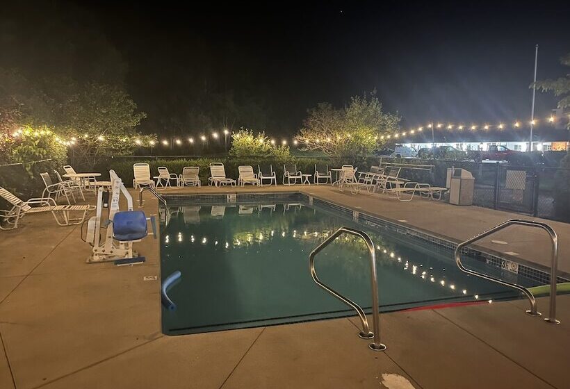 فندق Anchorage Inn Rochester