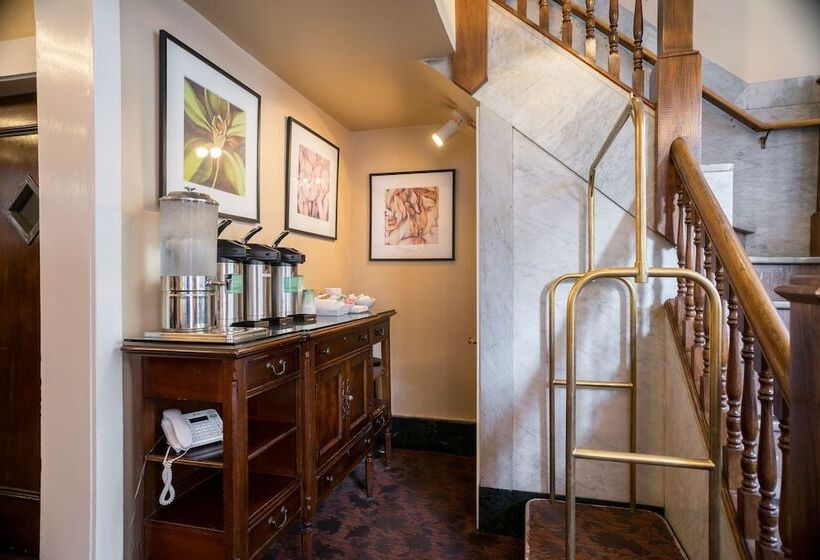 فندق The Andrews