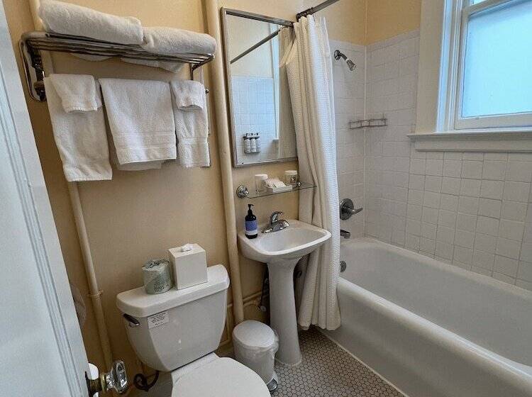 فندق The Andrews