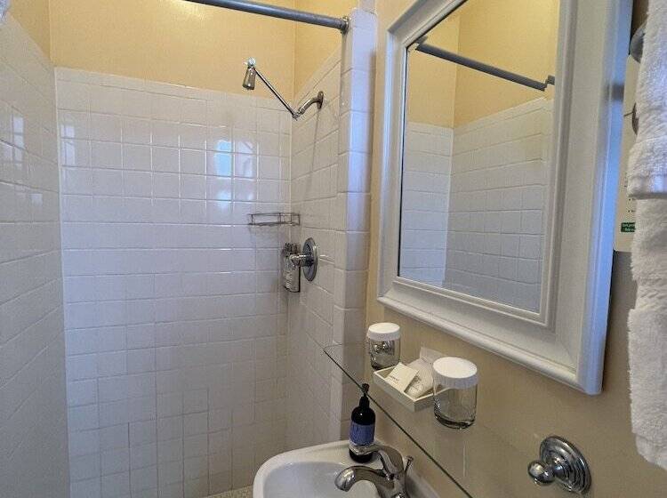 فندق The Andrews