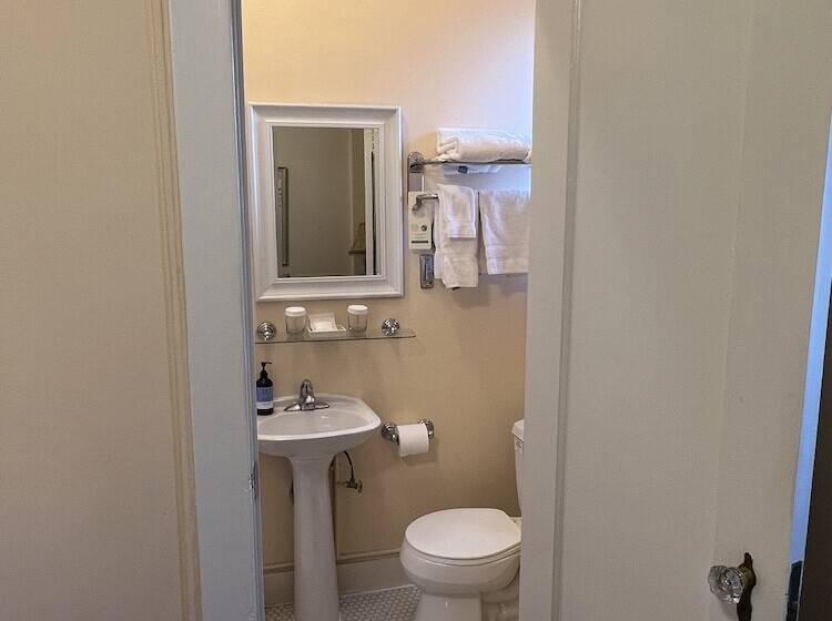 فندق The Andrews