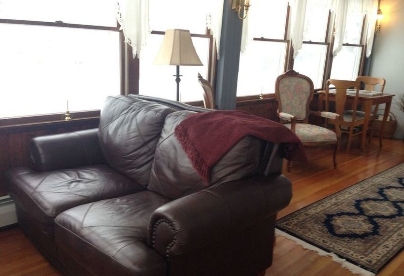 هتل The Pettigrew Inn