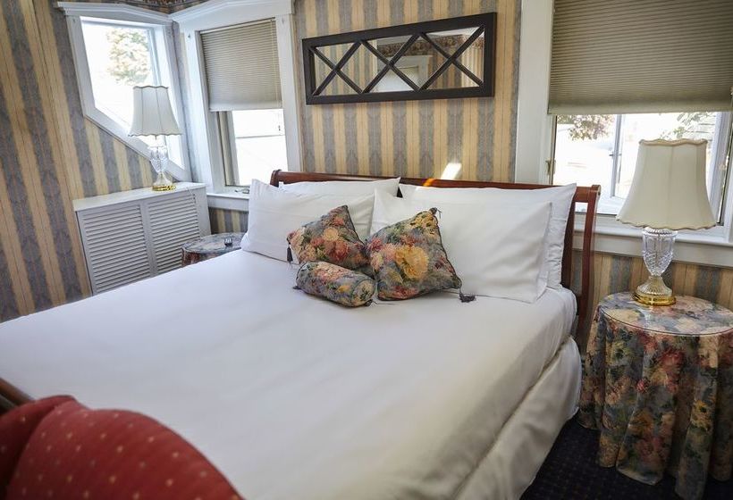 هتل The Pettigrew Inn