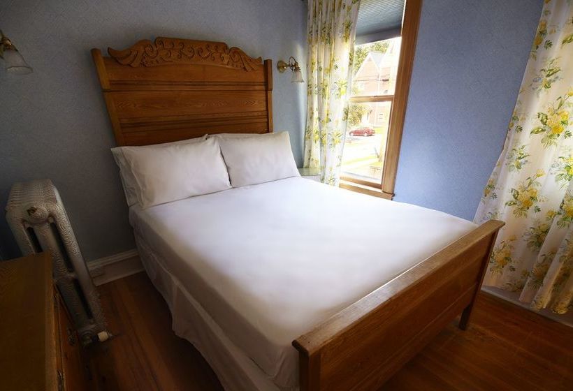 هتل The Pettigrew Inn