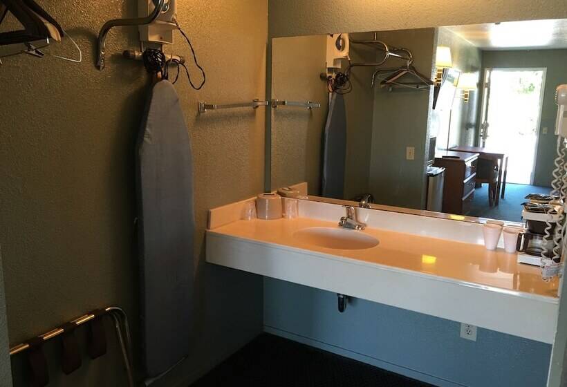 호텔 Applegate Inn