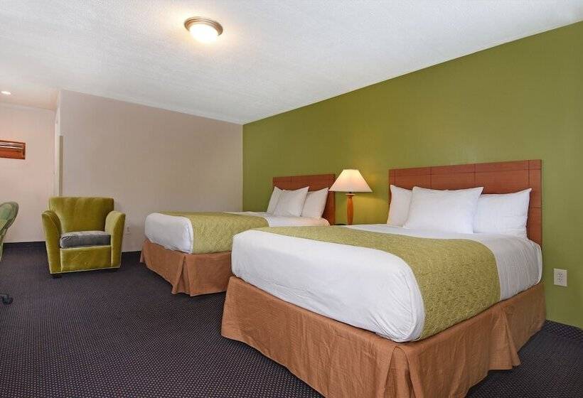 Ardsley Acres Hotel Court