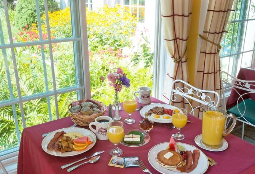 Отель Arlington Inn & Spa