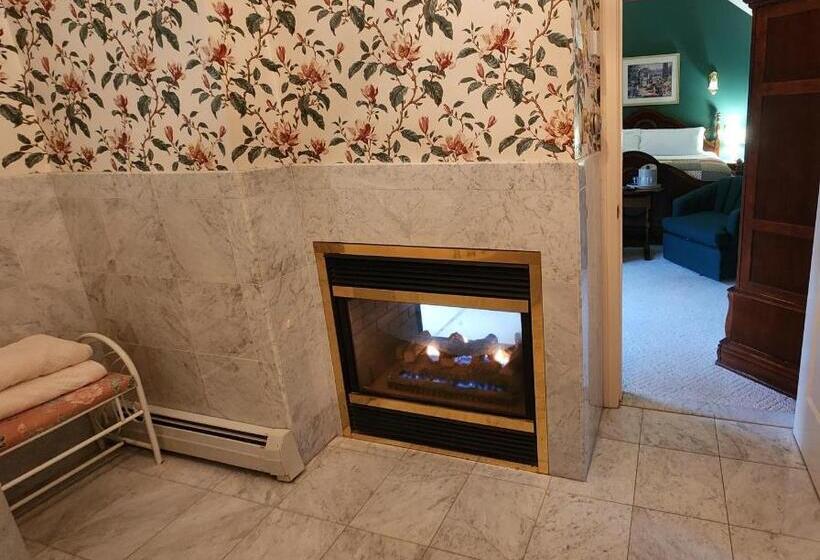 Отель Arlington Inn & Spa