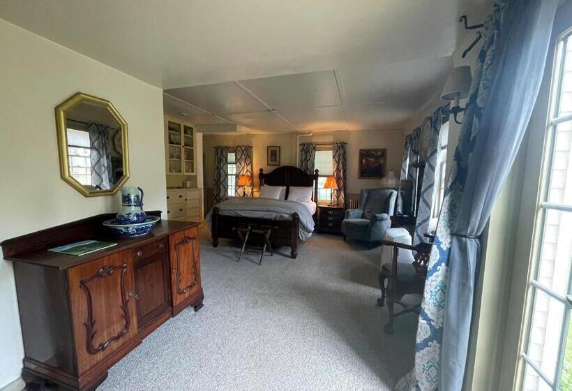 Отель Arlington Inn & Spa