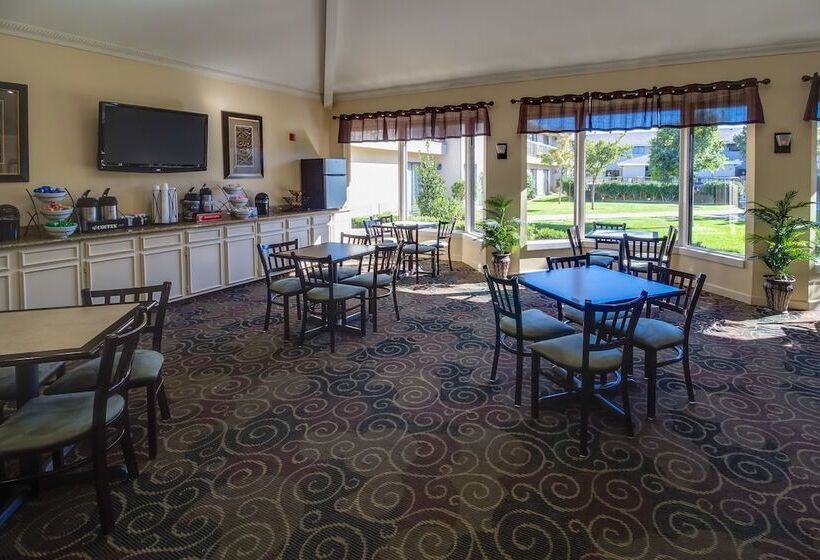فندق Ashmore Inn And Suites Lubbock