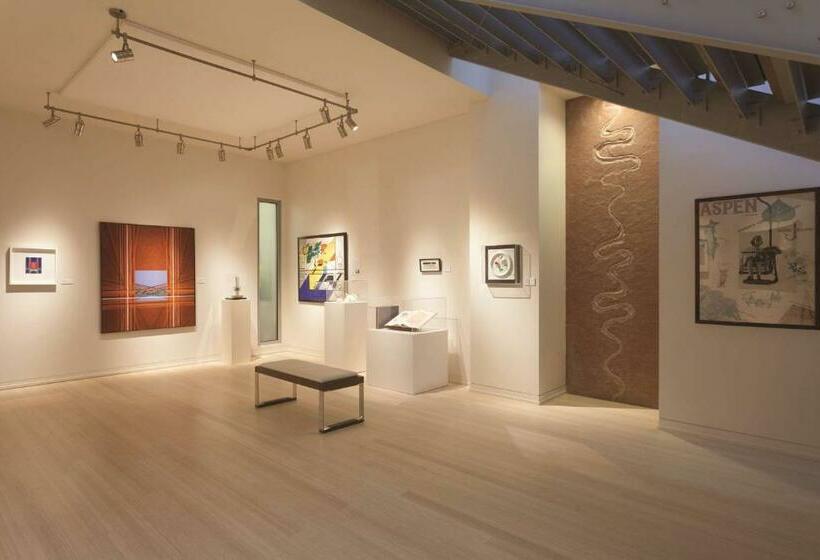 ホテル Aspen Meadows Resort