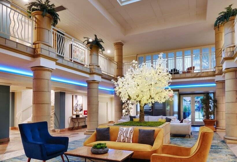 Atrium Hotel Orange County