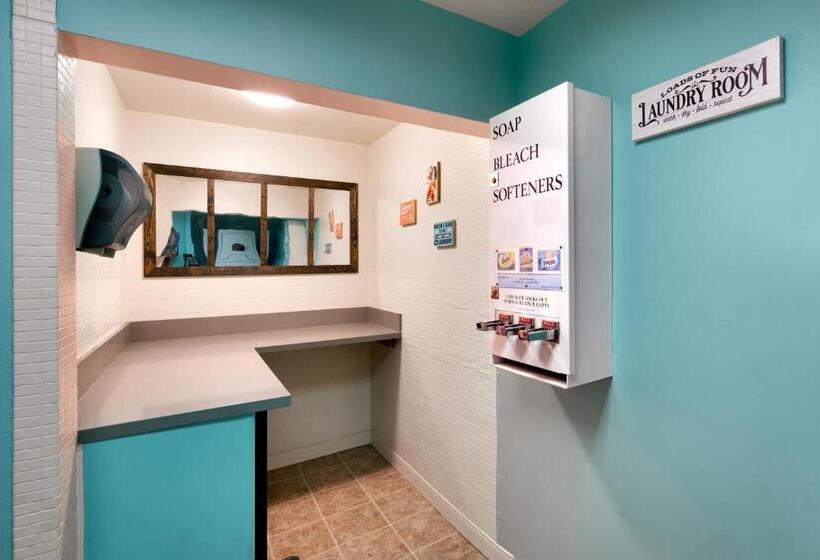 Atrium Hotel Orange County