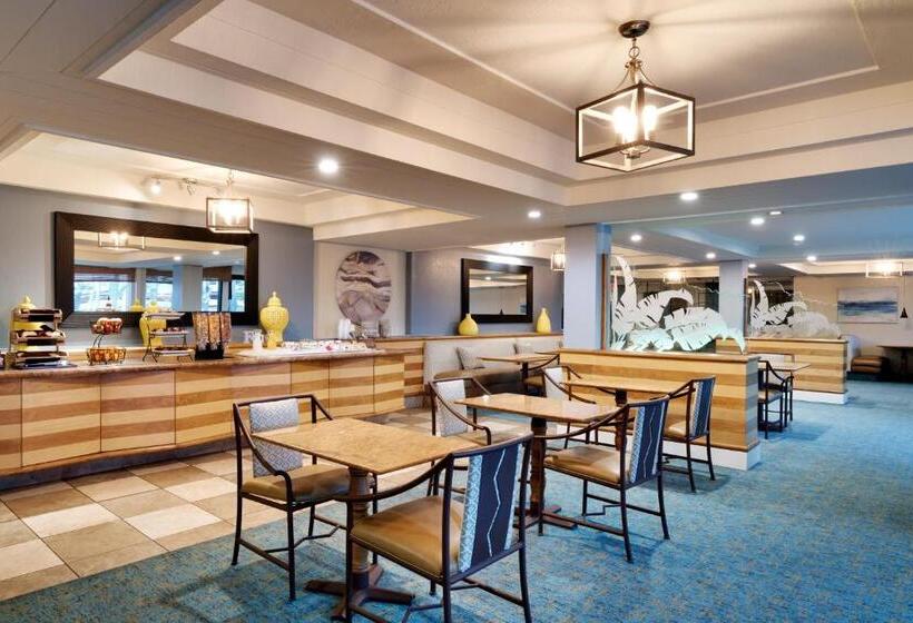 Atrium Hotel Orange County