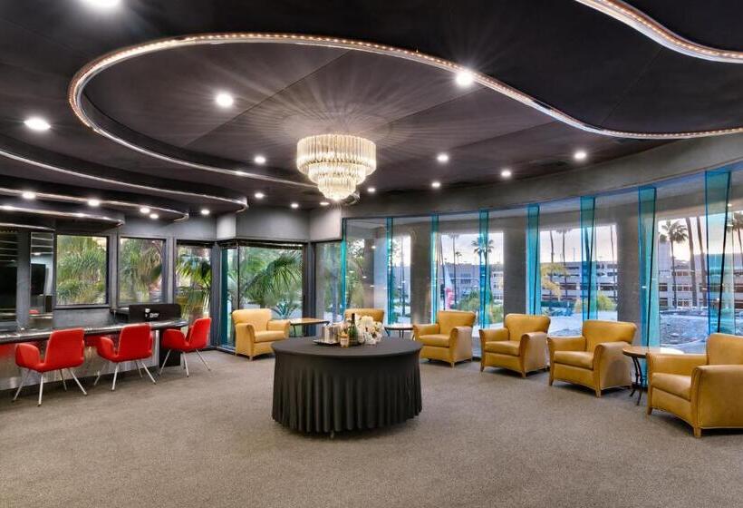 Atrium Hotel Orange County