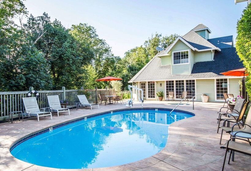 Baechtel Creek Inn, Ascend Hotel Collection